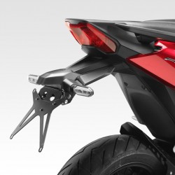 R-0939 : Soporte de matrícula Italia DPM Honda Forza 750