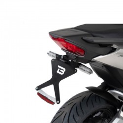 SUPPORT_PLAQUE_BARRACUDA : Supporto targa Barracuda (per indicatori di direzione OEM) Honda Forza 750